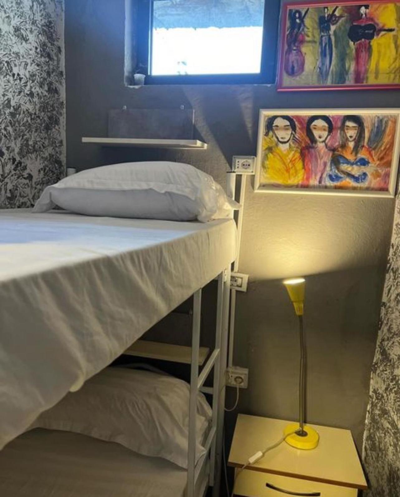 Hoja Hostel Тирана Екстериор снимка